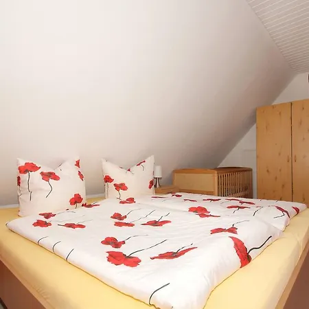 Ferienwohnung Emily דירה *