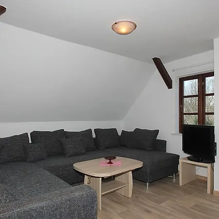 Ferienwohnung Emily דירה Parchtitz